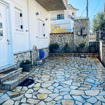 Apartment And Aigio
